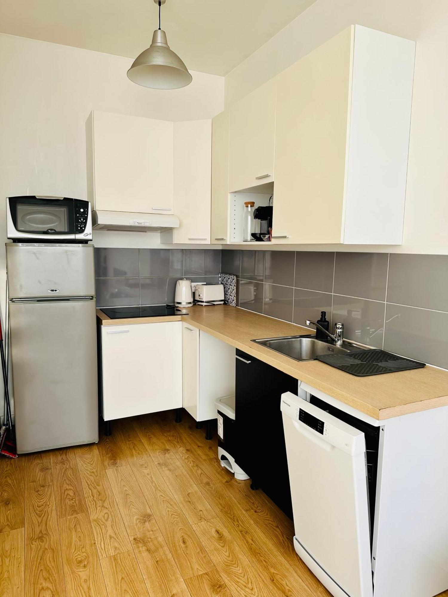 Maison 50 M2, A 5 Minutes De Paris Et Ideal Pour Disney Montreuil  Buitenkant foto
